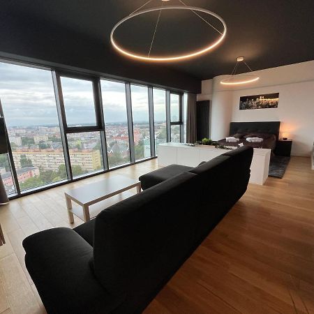 Hanza Tower - Luxurious Apartment 60M2 - 15Th Floor City View Szczecin Exterior photo